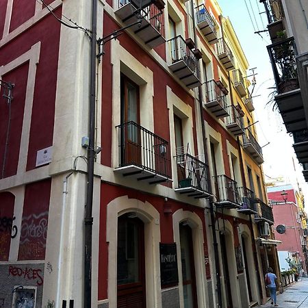 Right House - Characteristic Marina District Apartment Cagliari Exterior foto