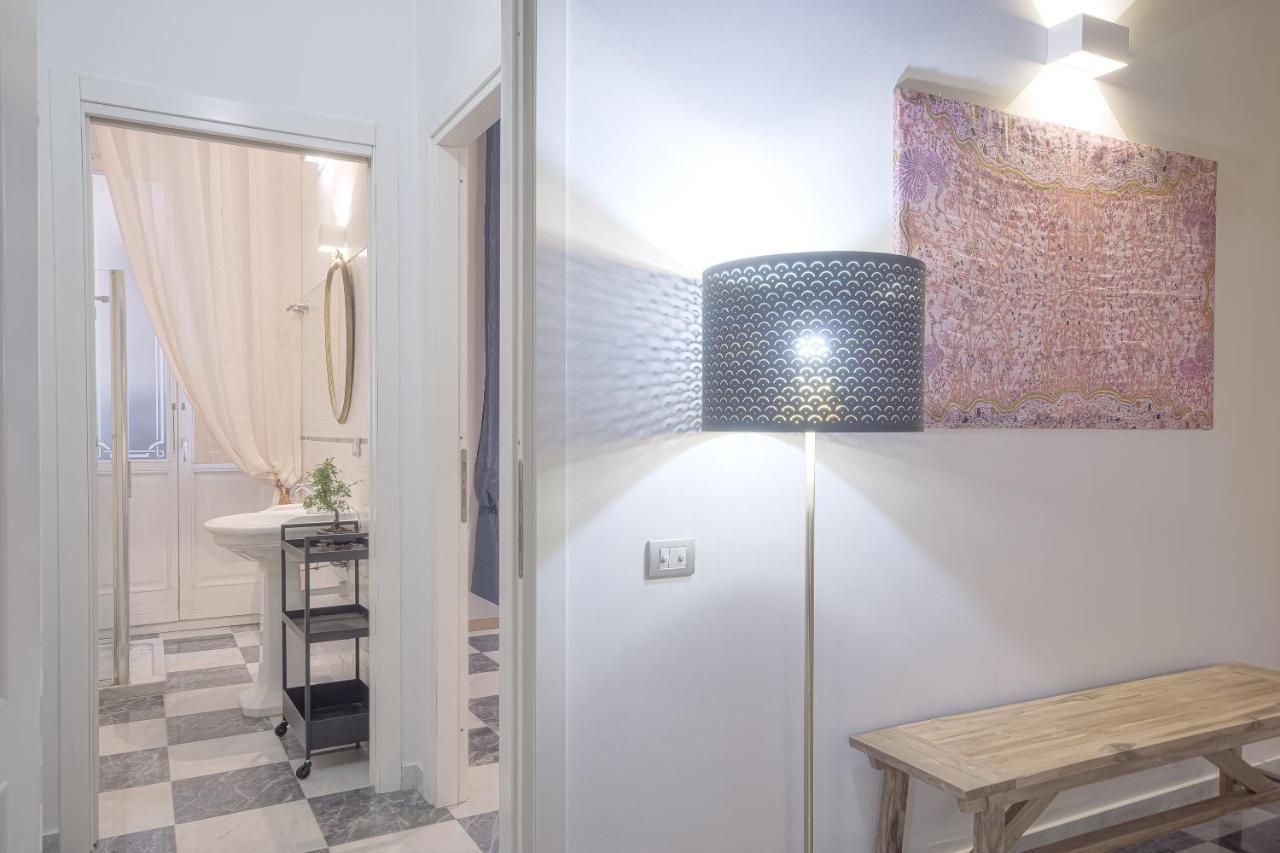 Right House - Characteristic Marina District Apartment Cagliari Exterior foto
