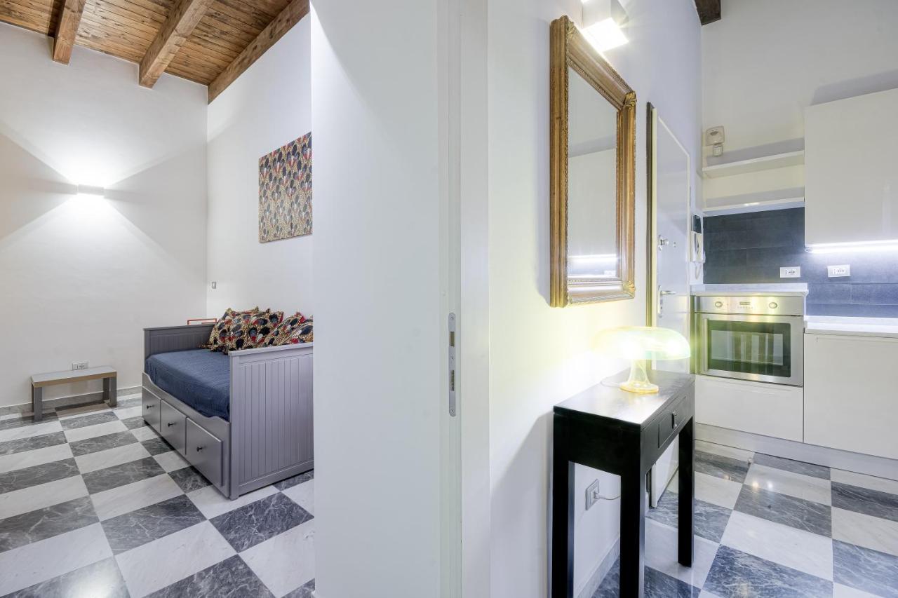 Right House - Characteristic Marina District Apartment Cagliari Exterior foto