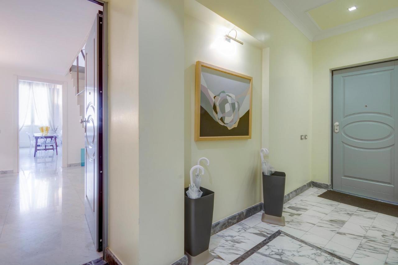 Right House - Characteristic Marina District Apartment Cagliari Exterior foto