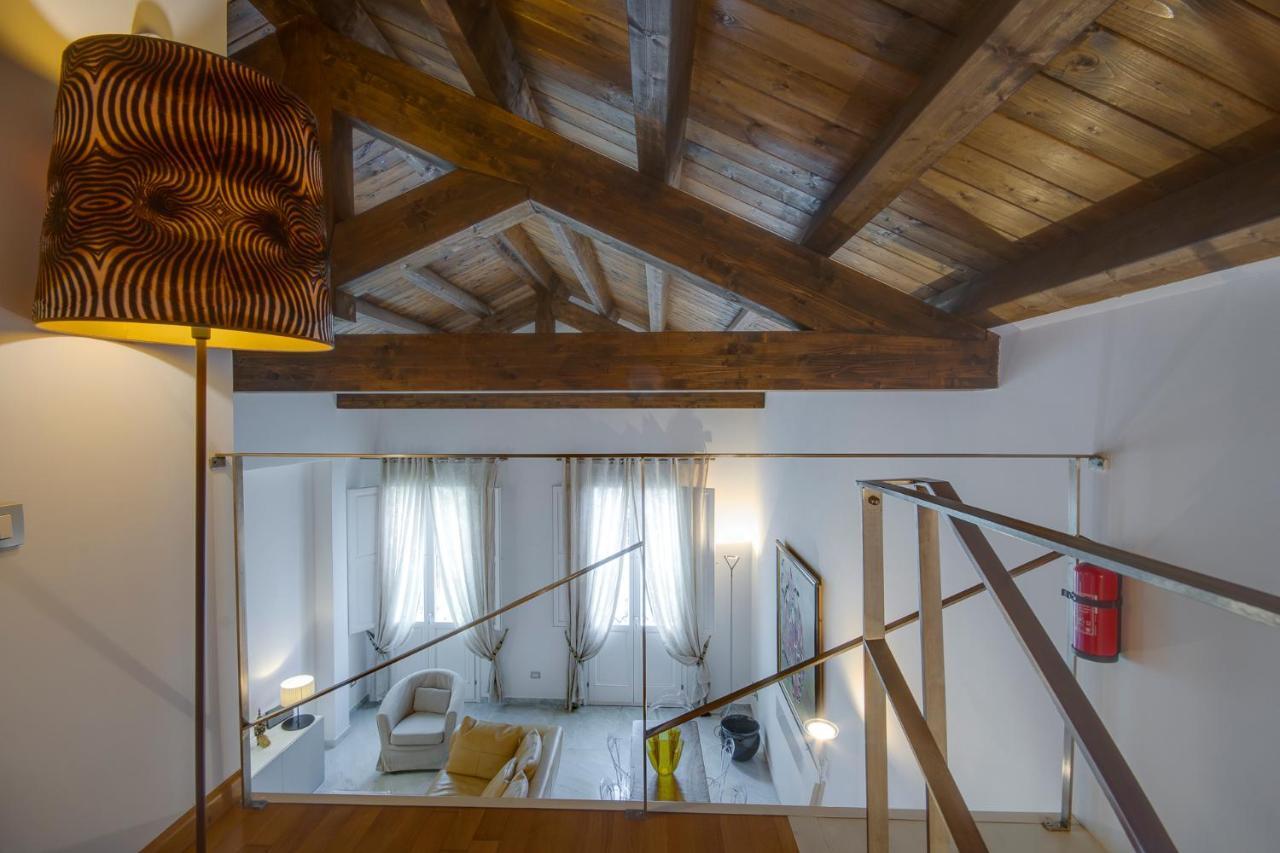 Right House - Characteristic Marina District Apartment Cagliari Exterior foto