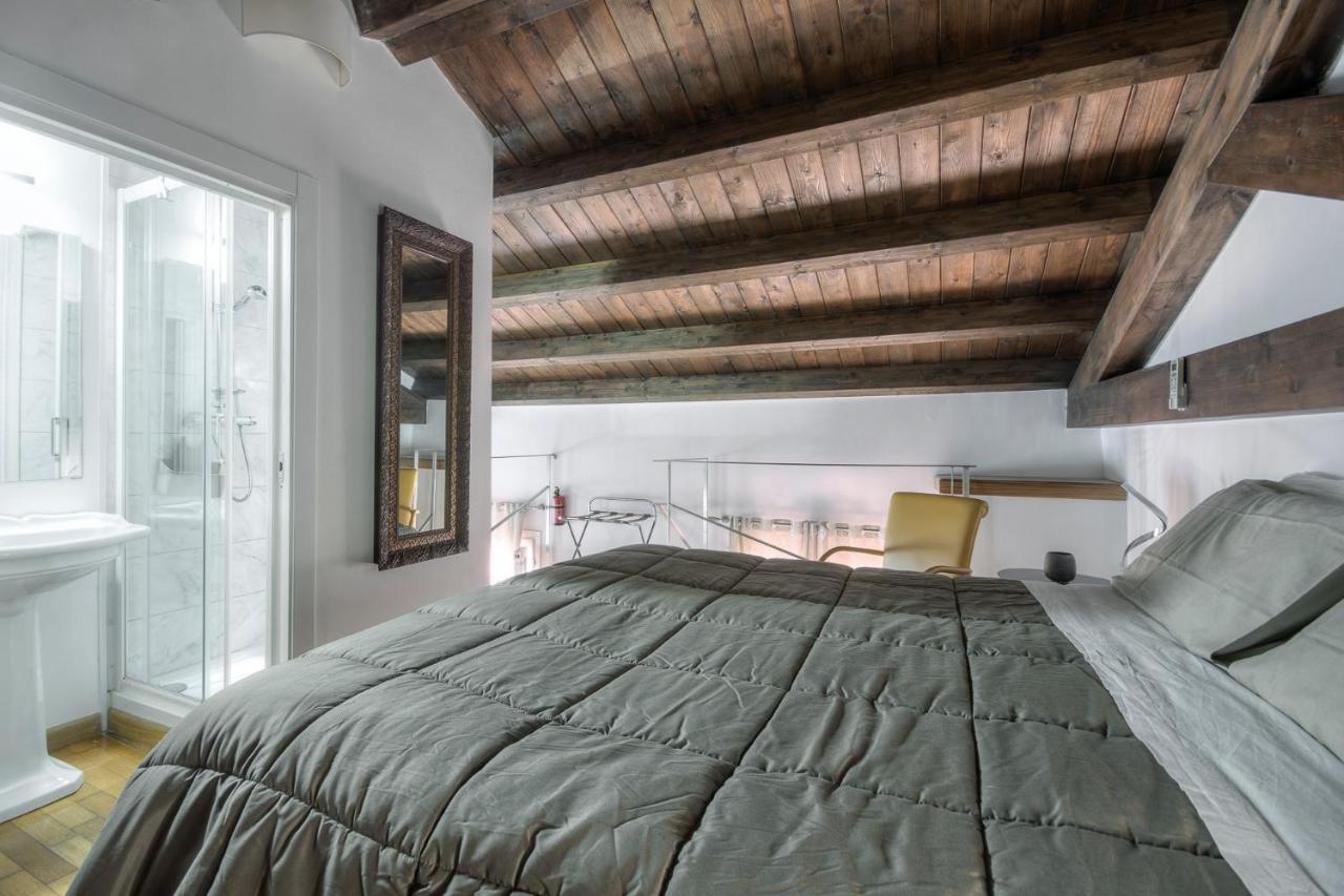 Right House - Characteristic Marina District Apartment Cagliari Exterior foto