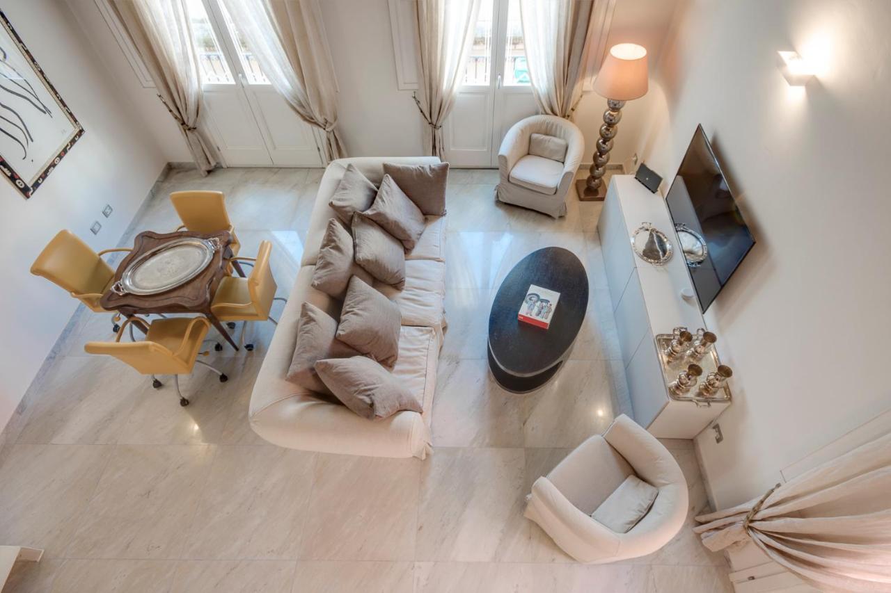 Right House - Characteristic Marina District Apartment Cagliari Exterior foto