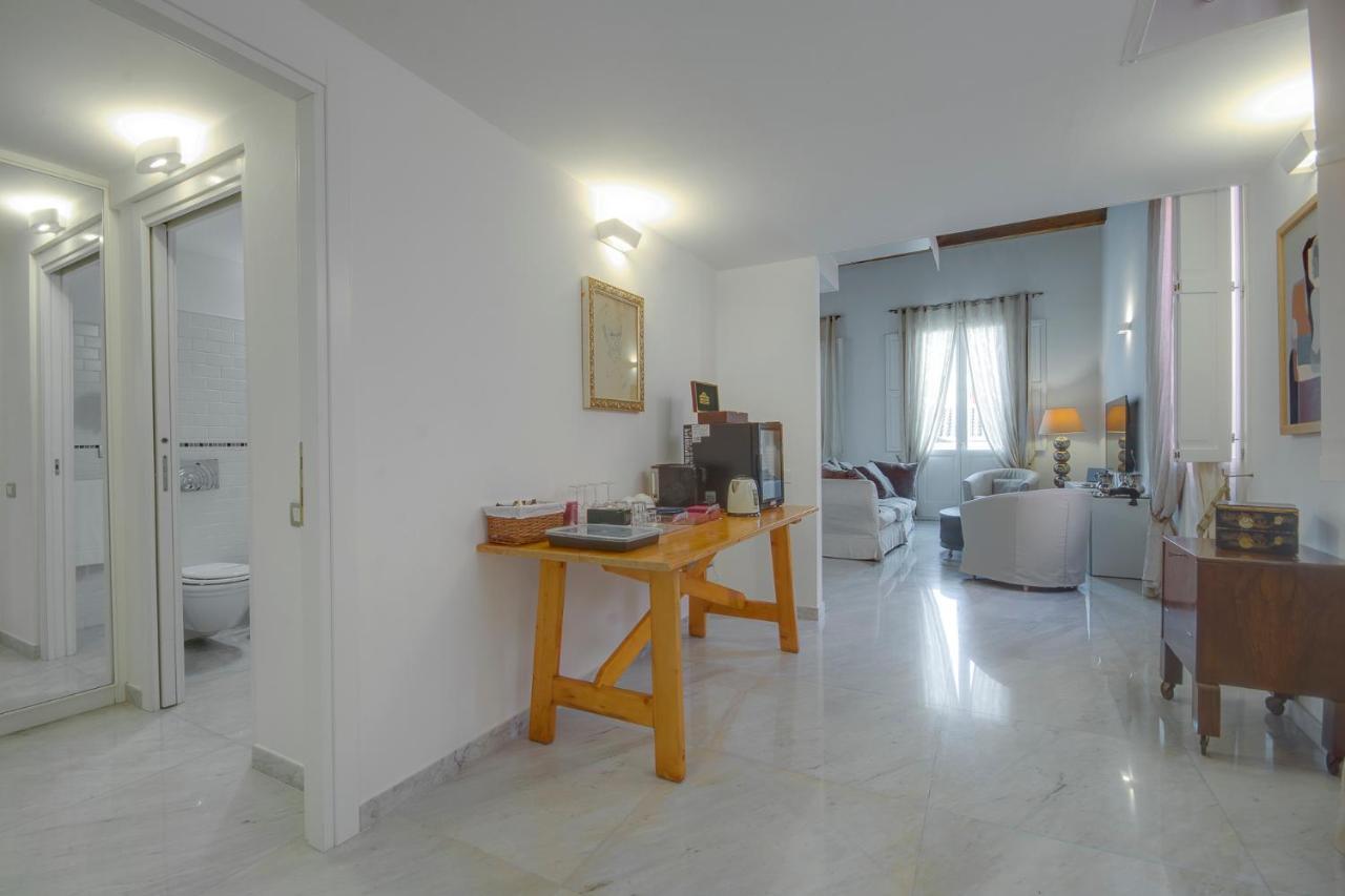 Right House - Characteristic Marina District Apartment Cagliari Exterior foto